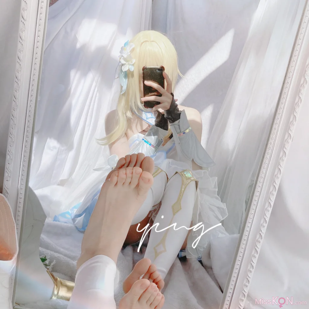 Coser@Seele麦麦_ 荧の纯白物语