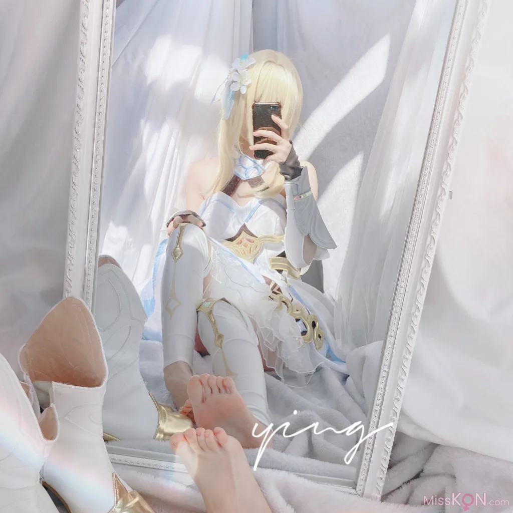 Coser@Seele麦麦_ 荧の纯白物语