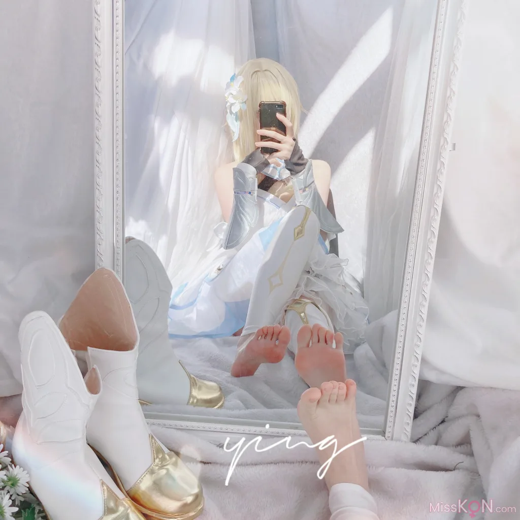 Coser@Seele麦麦_ 荧の纯白物语