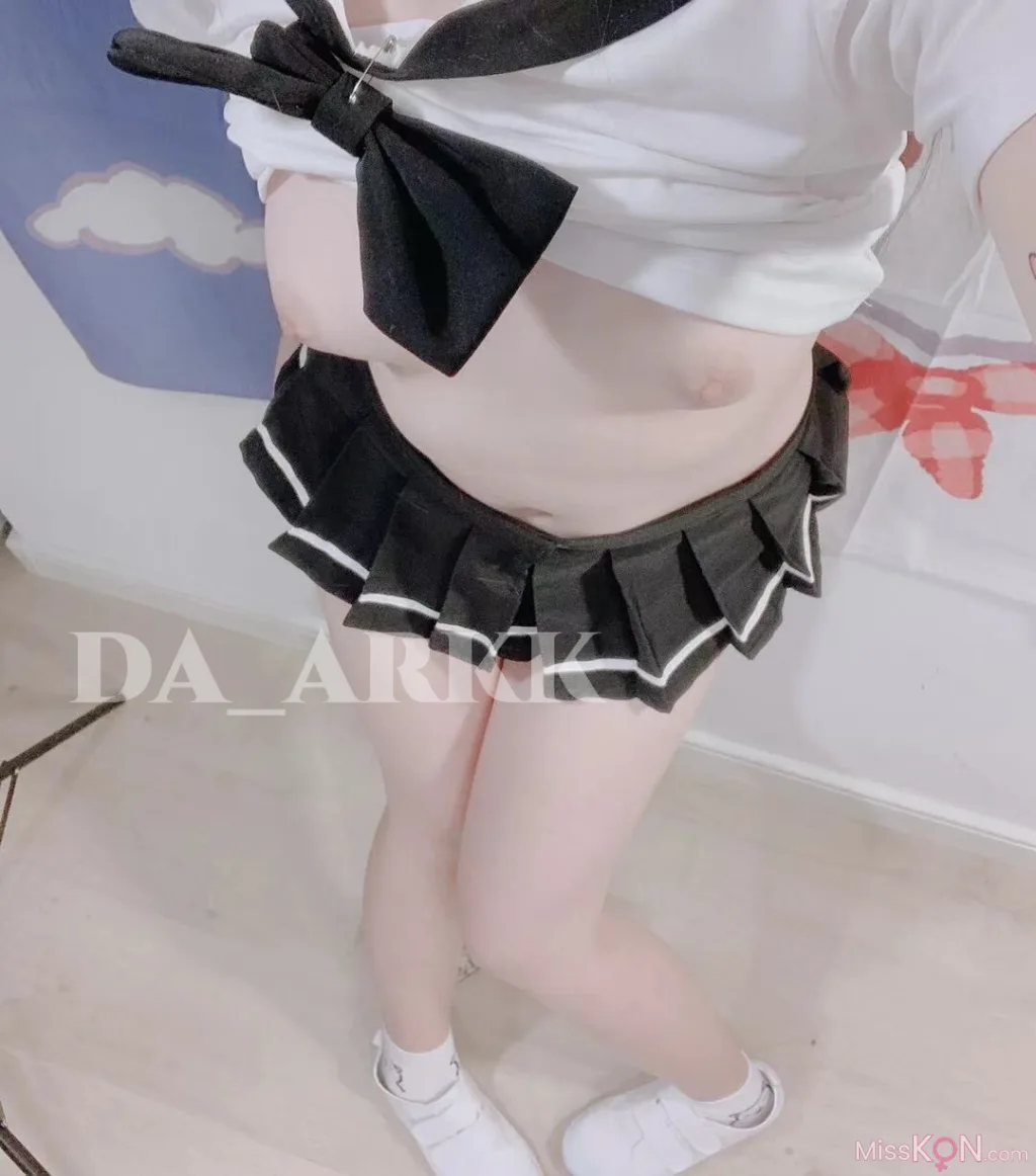 Coser@不小心喷到啦_ 轻轻一揉就喷了好多水