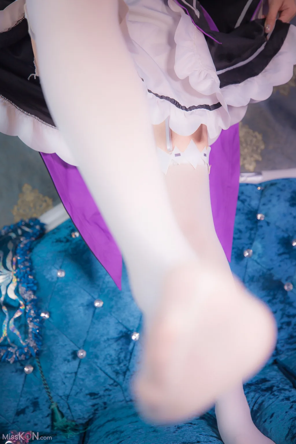 Coser@喵嗚少女_ 定制福利Cos雷姆 微胖可愛美少女 白虎逼萝莉