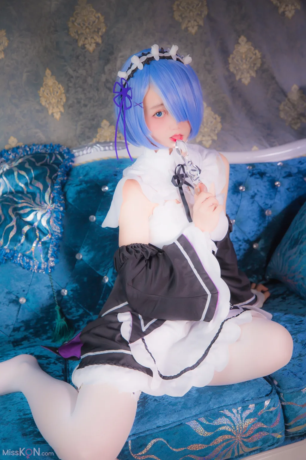 Coser@喵嗚少女_ 定制福利Cos雷姆 微胖可愛美少女 白虎逼萝莉