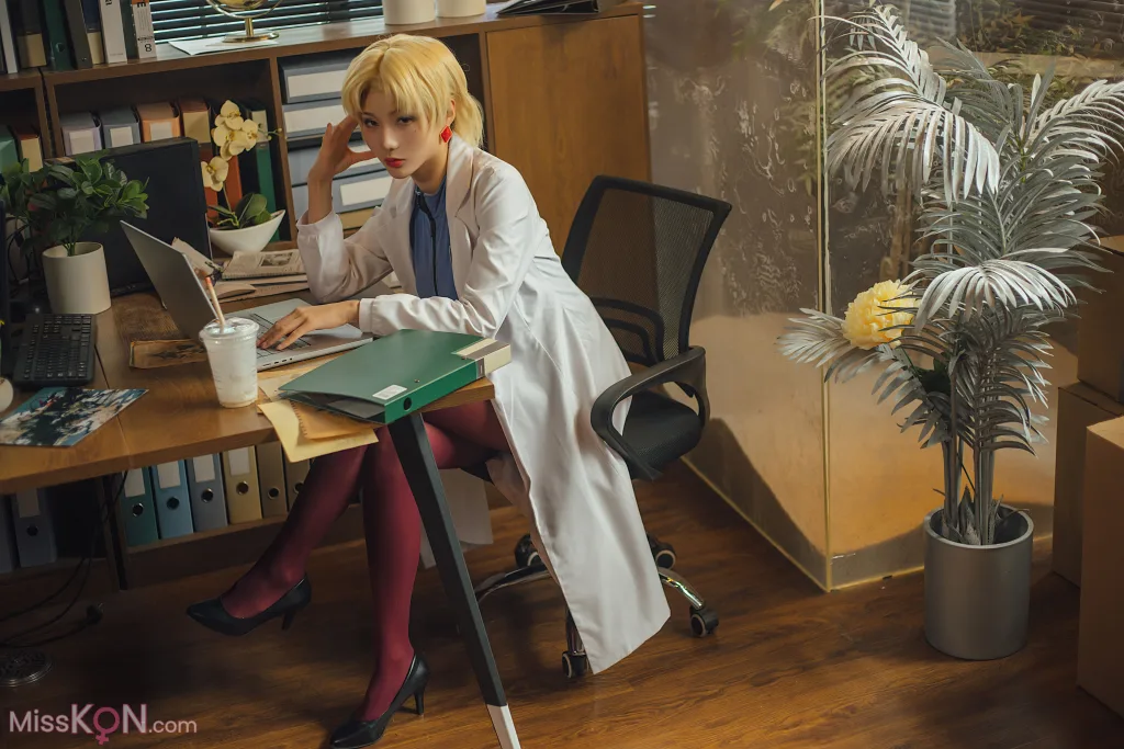 Coser@如月灰_ 赤木律子