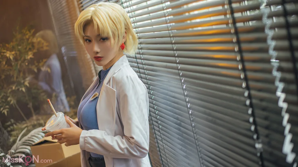 Coser@如月灰_ 赤木律子