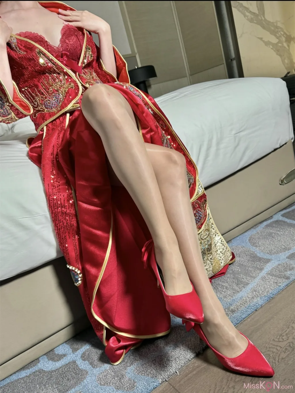 Coser@抖娘-利世_ 团囵新娘