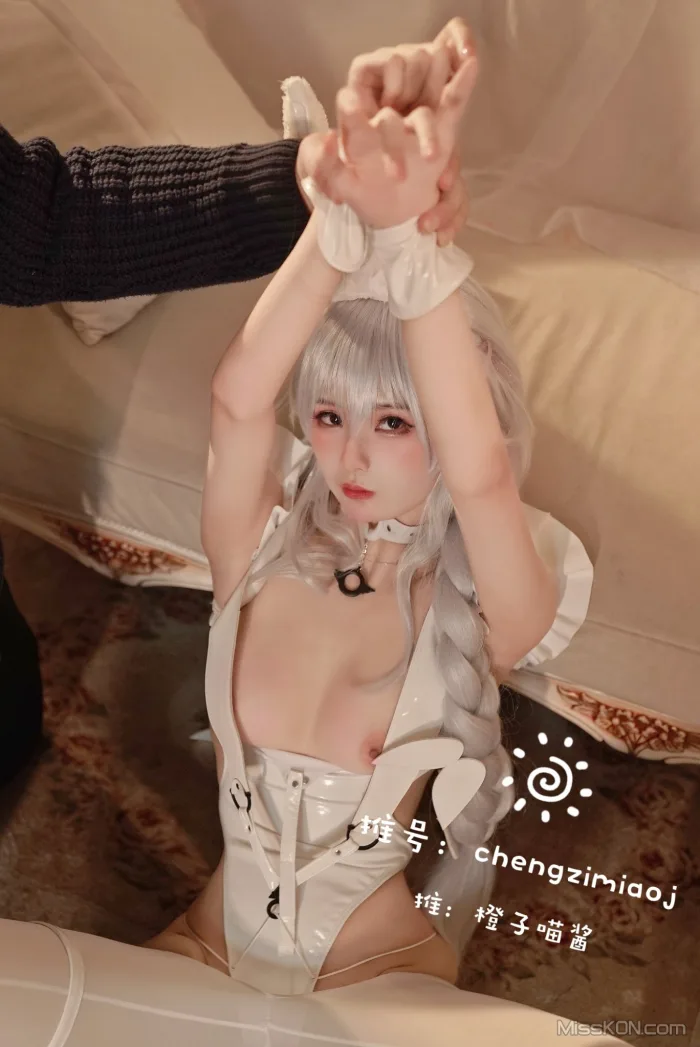 Coser@橙子喵酱_ ✿稀有露脸✿ 曼妙玲珑少女