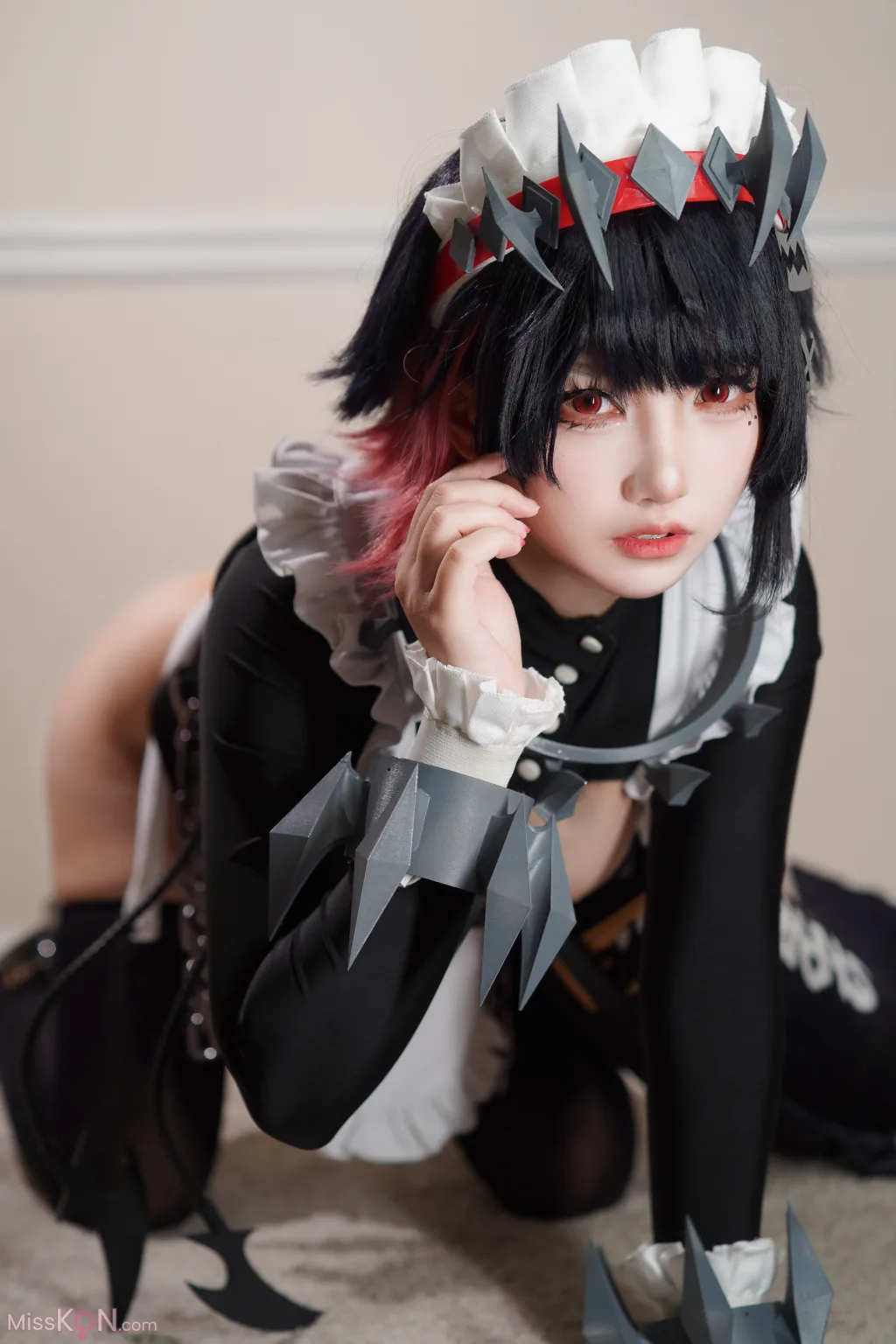 Coser@狐洛洛子_ 鲨鱼妹 女仆