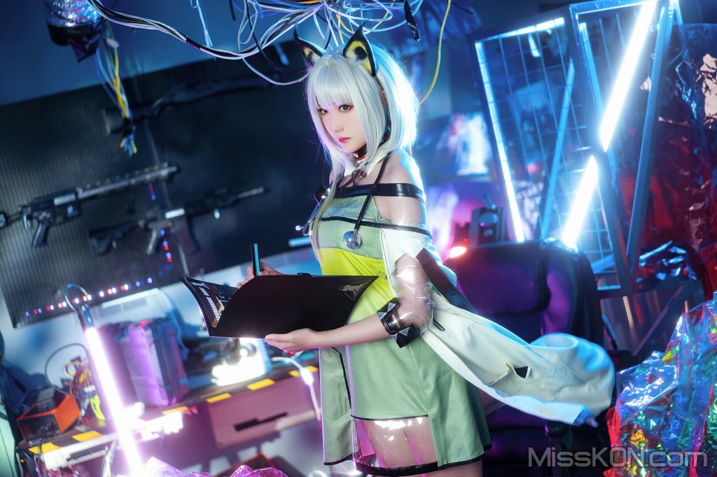 Coser@瓜希酱_ 明日方舟 凯尔希 (Kal’tsit)