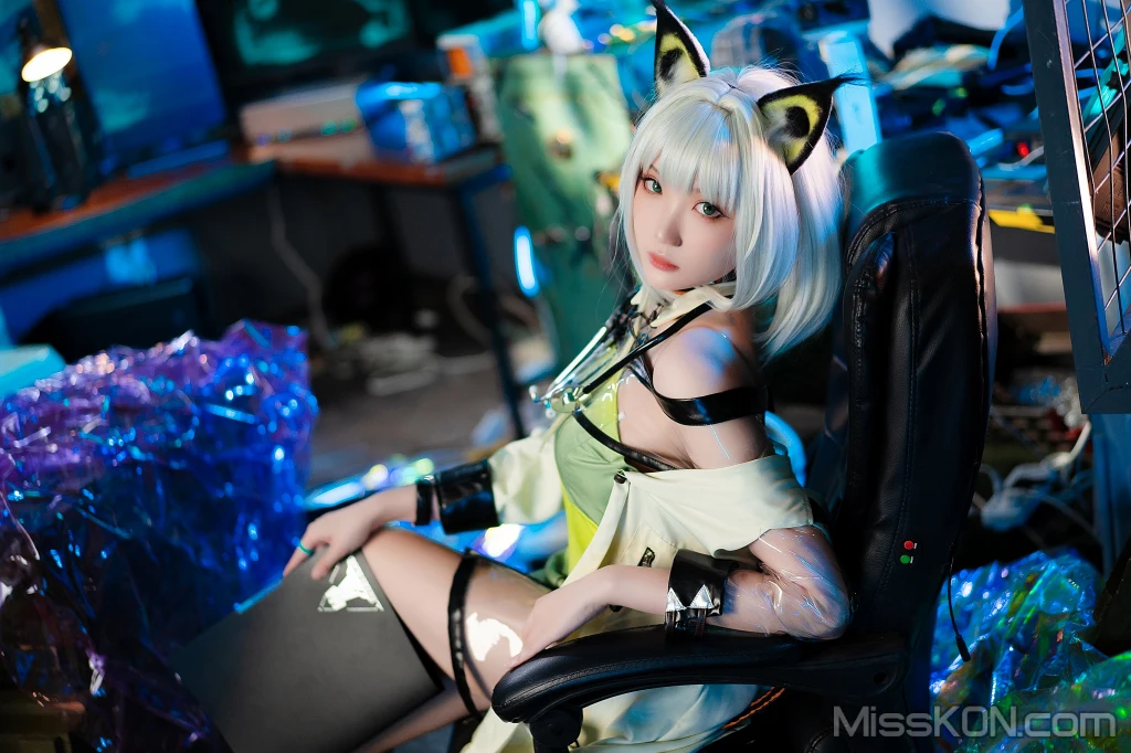 Coser@瓜希酱_ 明日方舟 凯尔希 (Kal’tsit)