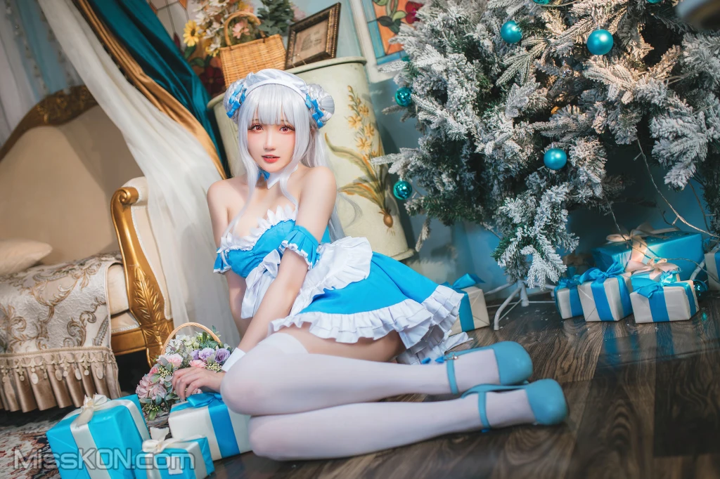 Coser@瓜希酱_ 碧蓝航线 小天鹅女仆