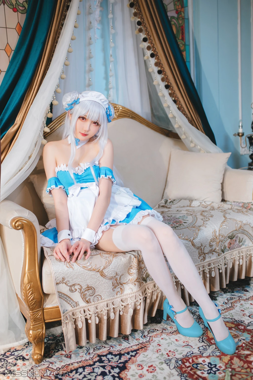 Coser@瓜希酱_ 碧蓝航线 小天鹅女仆