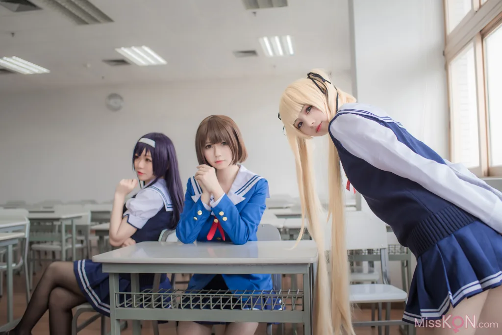 Coser@白金Saki_ 三个女仆