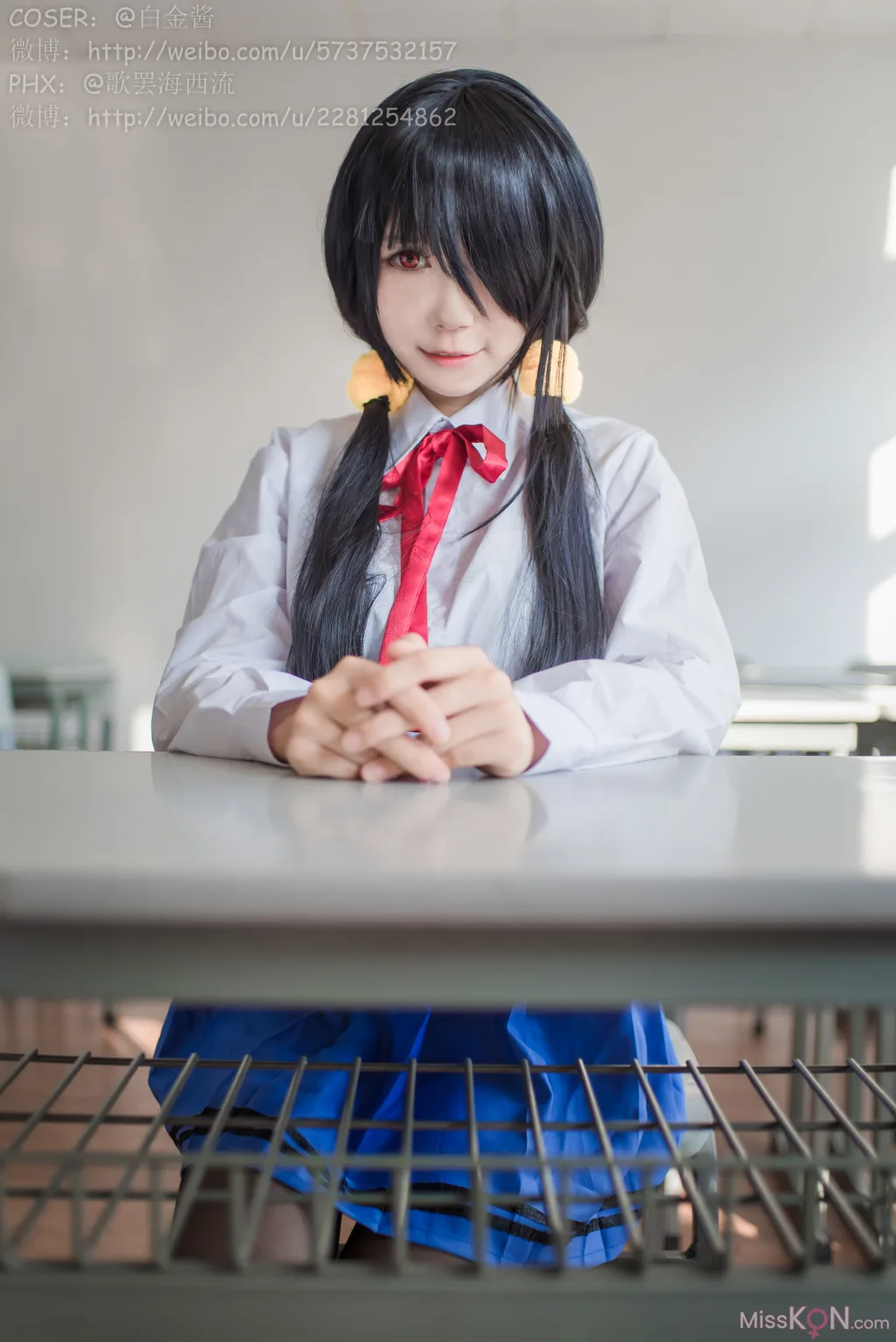 Coser@白金Saki_ 制服黑丝