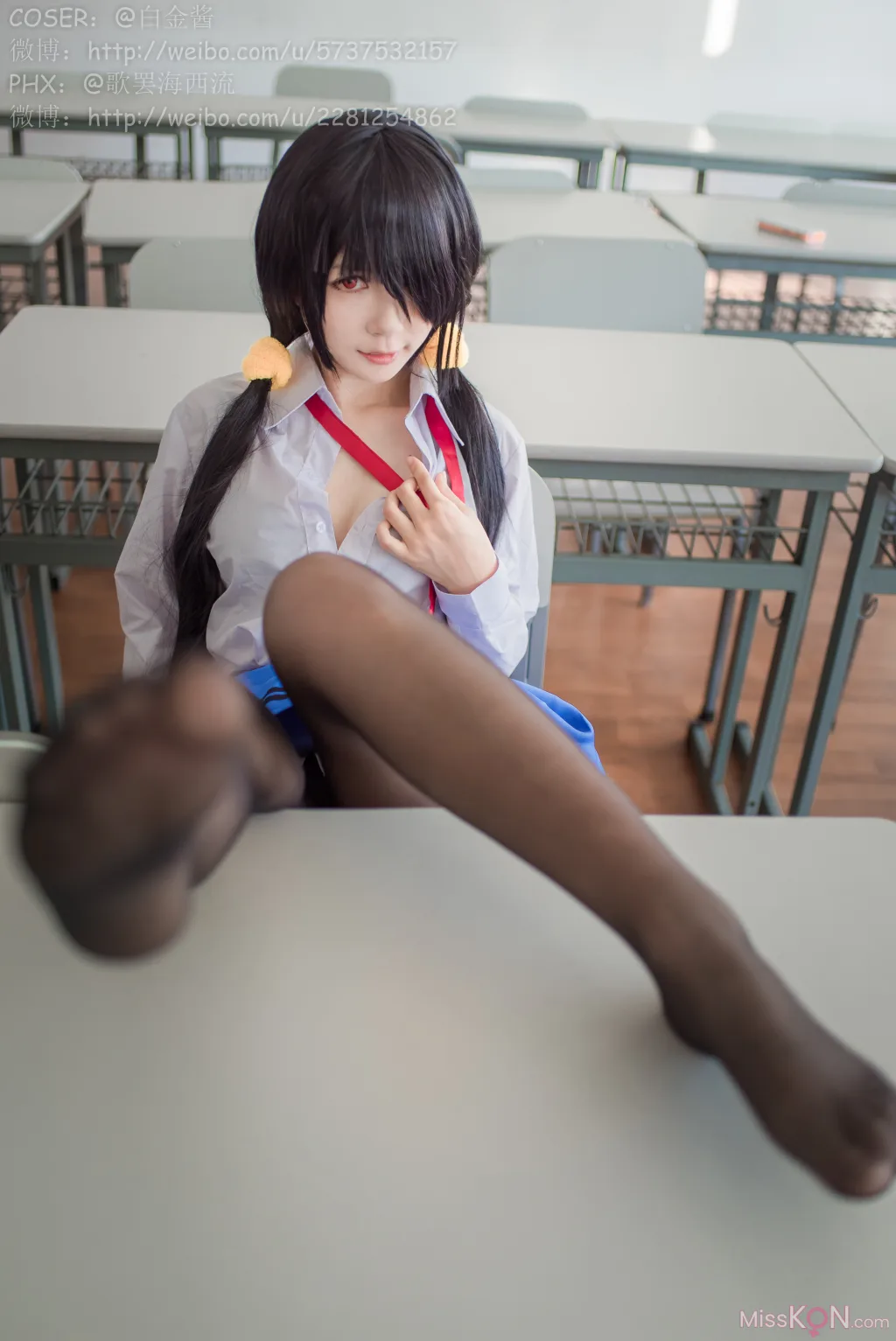 Coser@白金Saki_ 制服黑丝