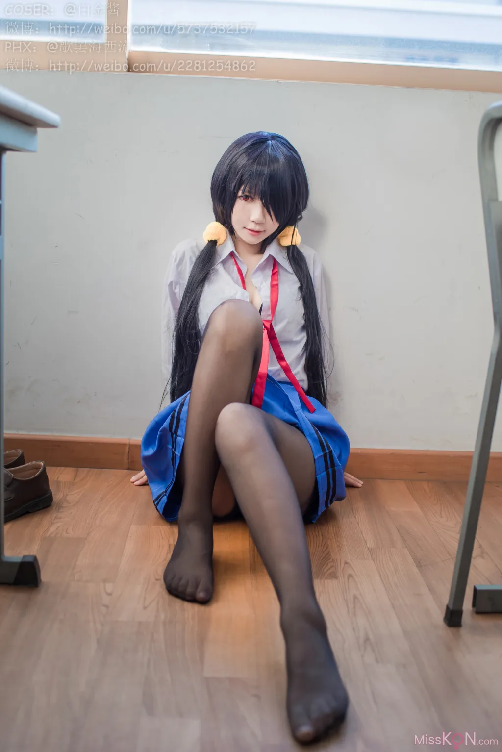 Coser@白金Saki_ 制服黑丝