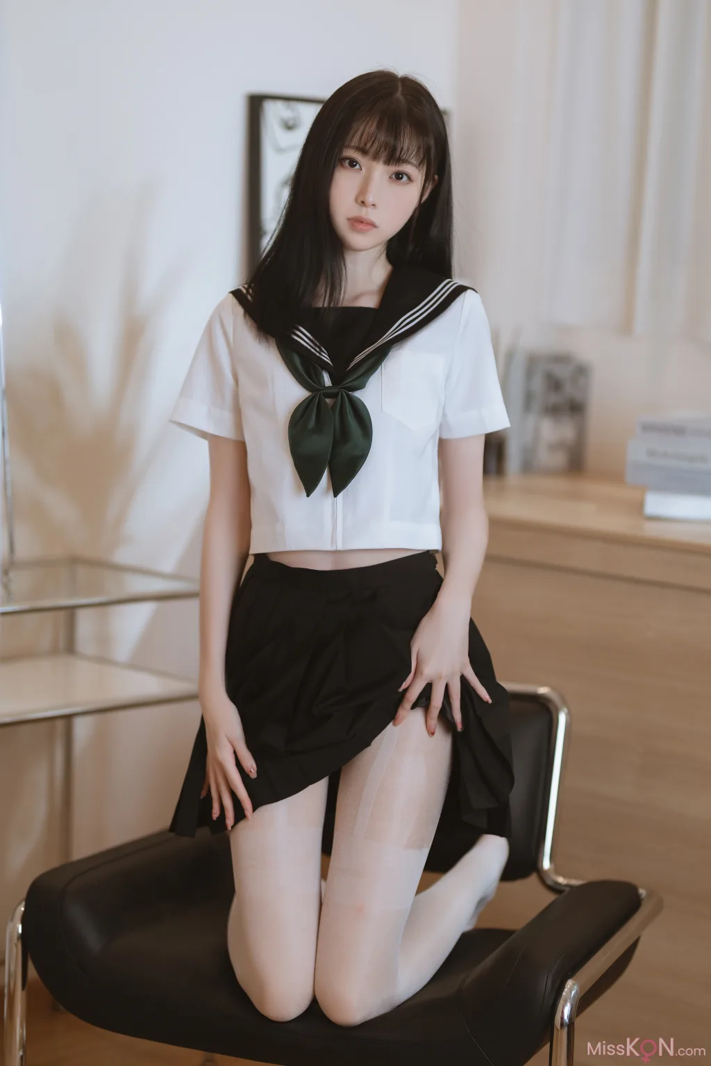 Coser@许岚LAN_ 白丝水手服