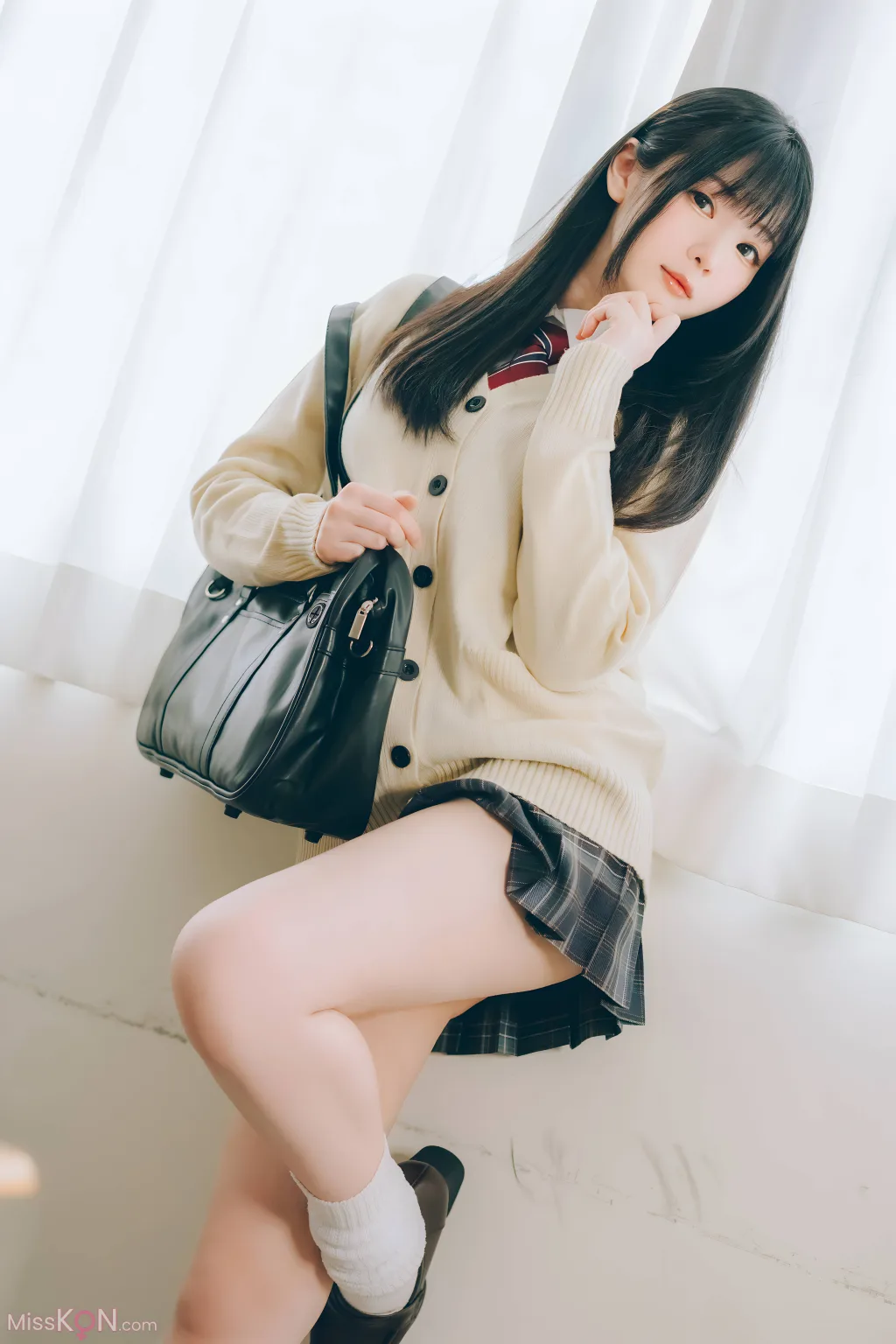 Coser@霜月shimo_ DL版写真集 隣のサキュバス霜月さん！！Vol.01