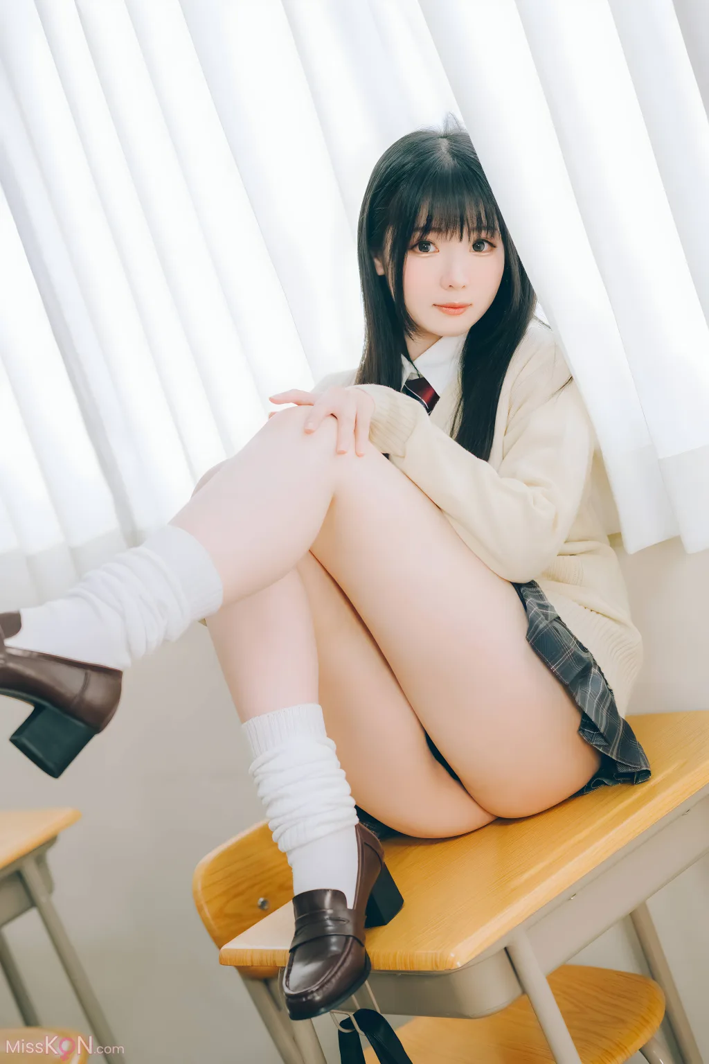 Coser@霜月shimo_ DL版写真集 隣のサキュバス霜月さん！！Vol.01