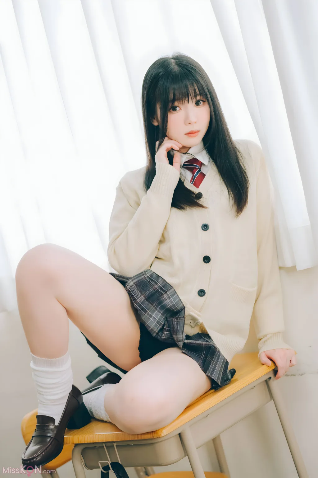 Coser@霜月shimo_ DL版写真集 隣のサキュバス霜月さん！！Vol.01