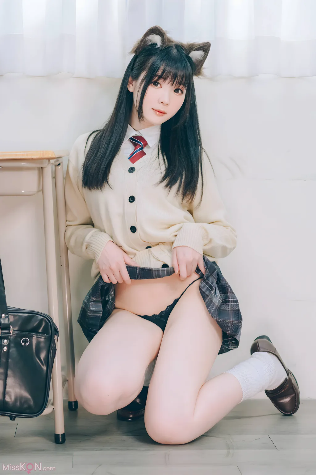 Coser@霜月shimo_ DL版写真集 隣のサキュバス霜月さん！！Vol.01