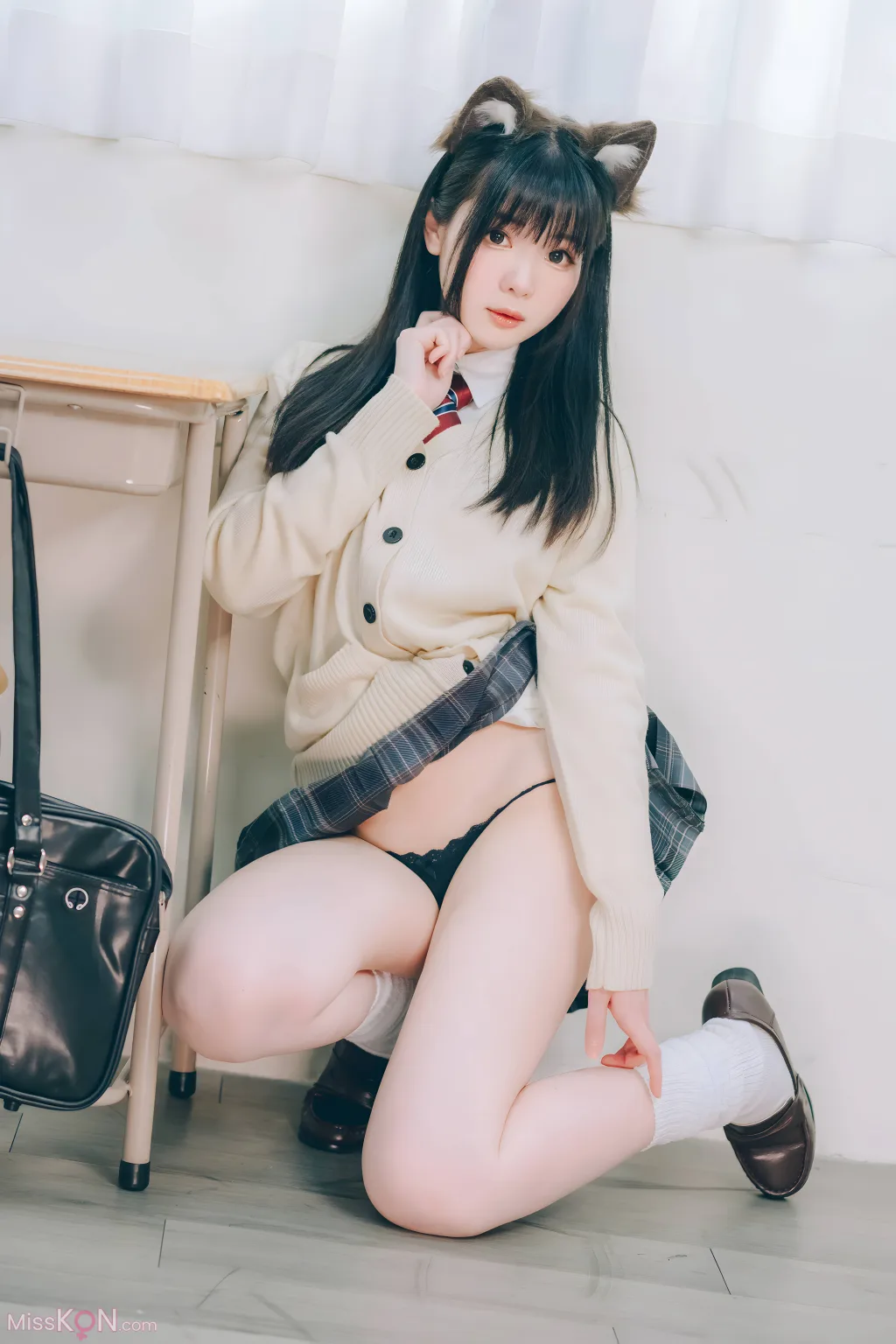 Coser@霜月shimo_ DL版写真集 隣のサキュバス霜月さん！！Vol.01