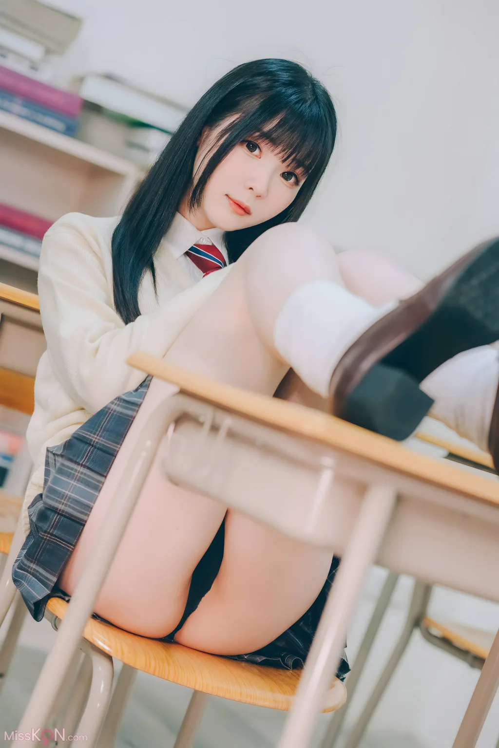 Coser@霜月shimo_ DL版写真集 隣のサキュバス霜月さん！！Vol.01