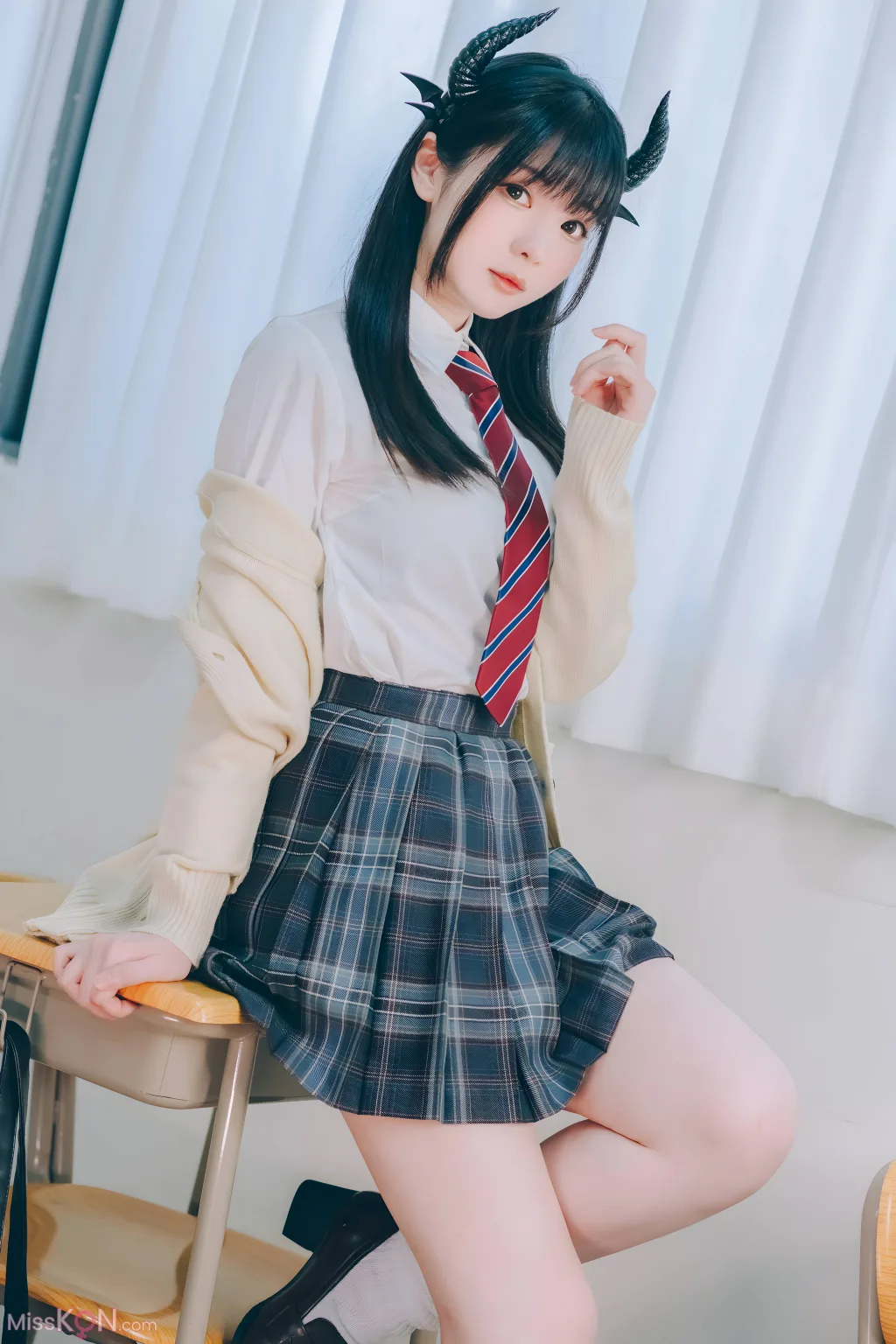 Coser@霜月shimo_ DL版写真集 隣のサキュバス霜月さん！！Vol.01