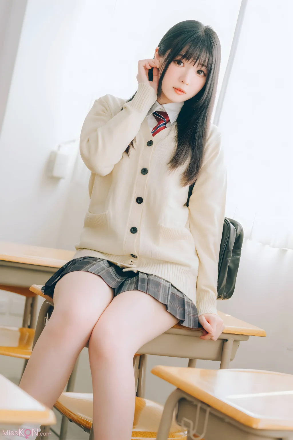 Coser@霜月shimo_ DL版写真集 隣のサキュバス霜月さん！！Vol.01