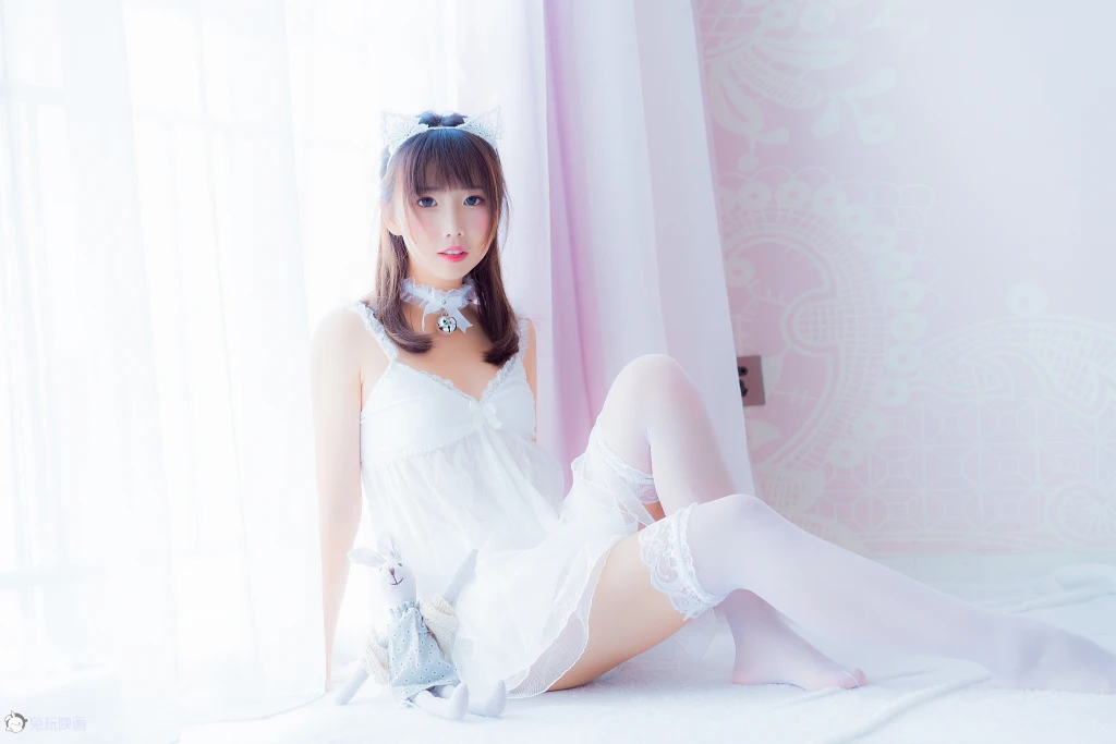 Coser@面饼仙儿 No.002_ 吊带睡衣