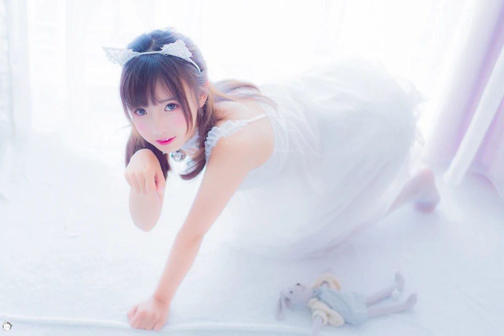 Coser@面饼仙儿 No.002_ 吊带睡衣