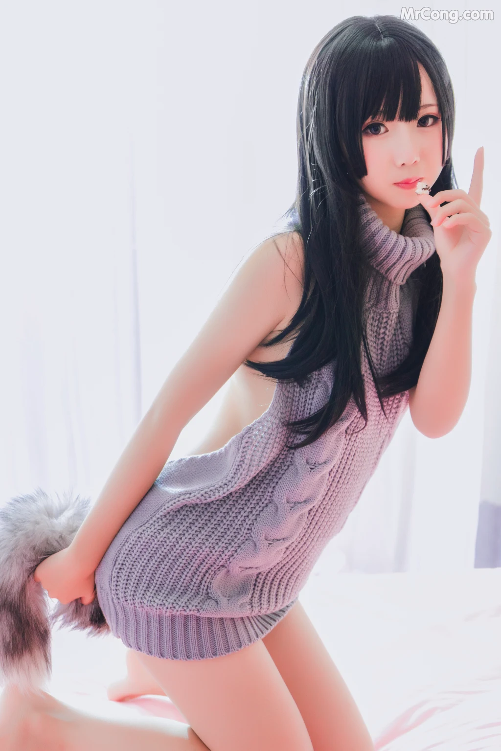 Coser@面饼仙儿 No.006_ 露背毛衣