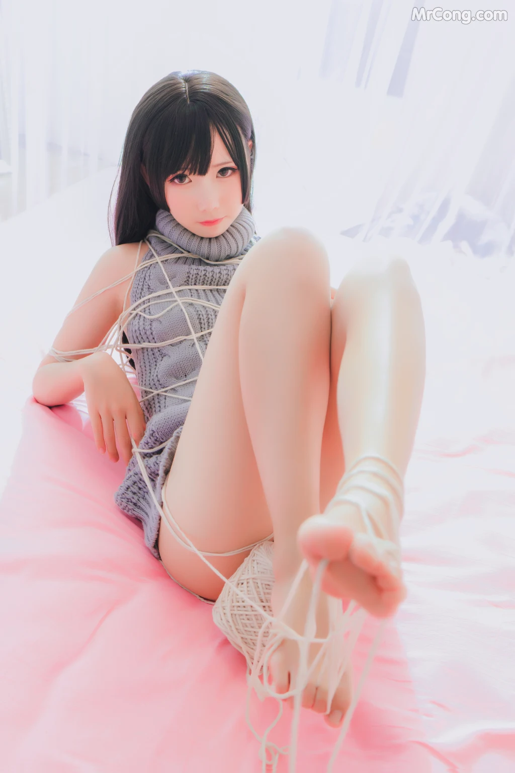 Coser@面饼仙儿 No.006_ 露背毛衣