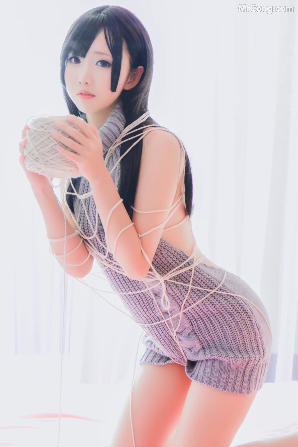 Coser@面饼仙儿 No.006_ 露背毛衣