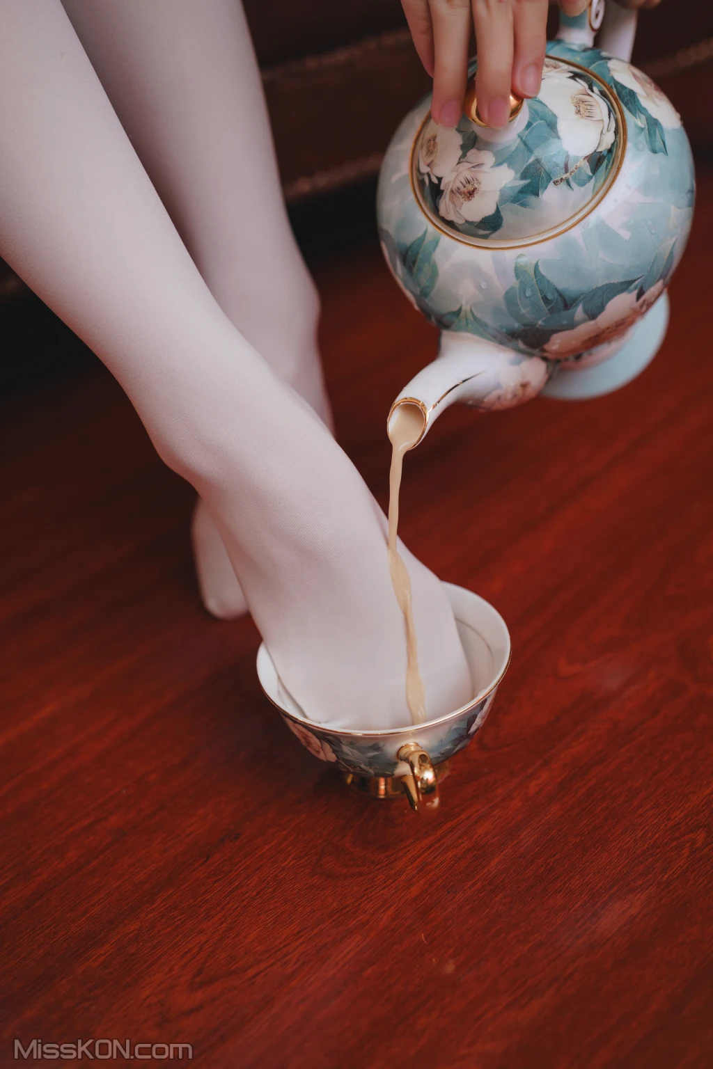 Coser@面饼仙儿 No.107_ 丝袜奶茶