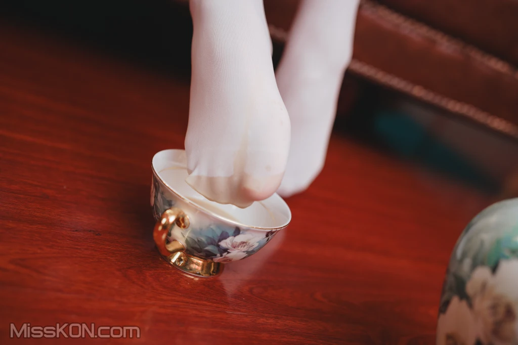 Coser@面饼仙儿 No.107_ 丝袜奶茶