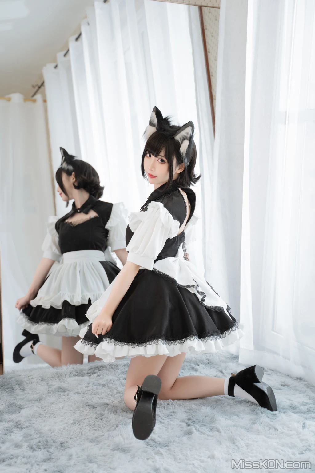 Coser@面饼仙儿 No.114_ 开胸女仆