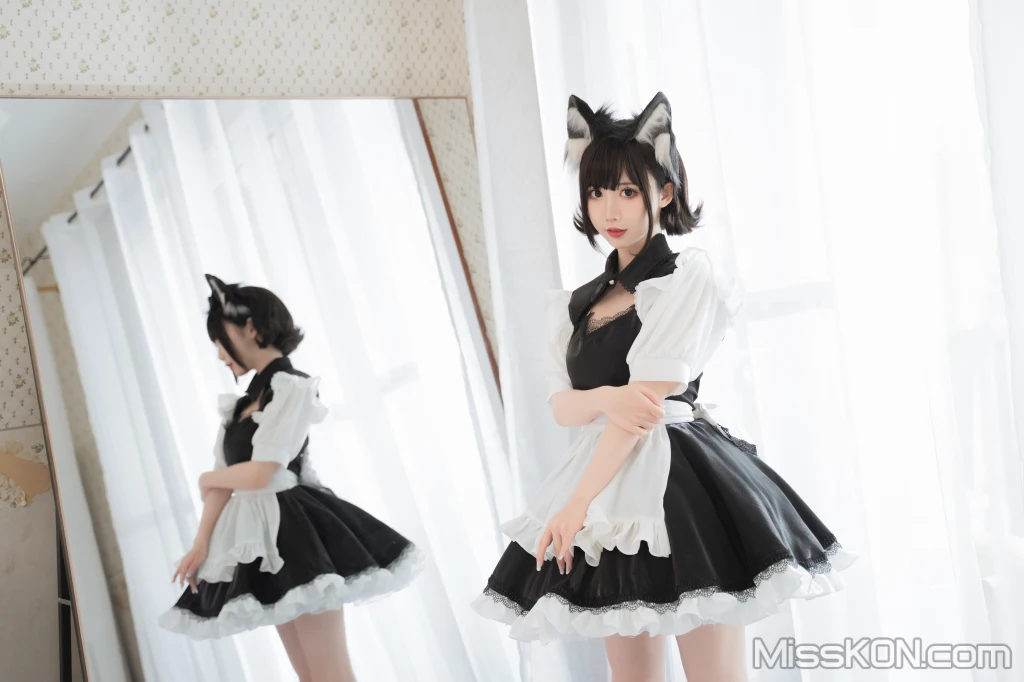 Coser@面饼仙儿 No.114_ 开胸女仆