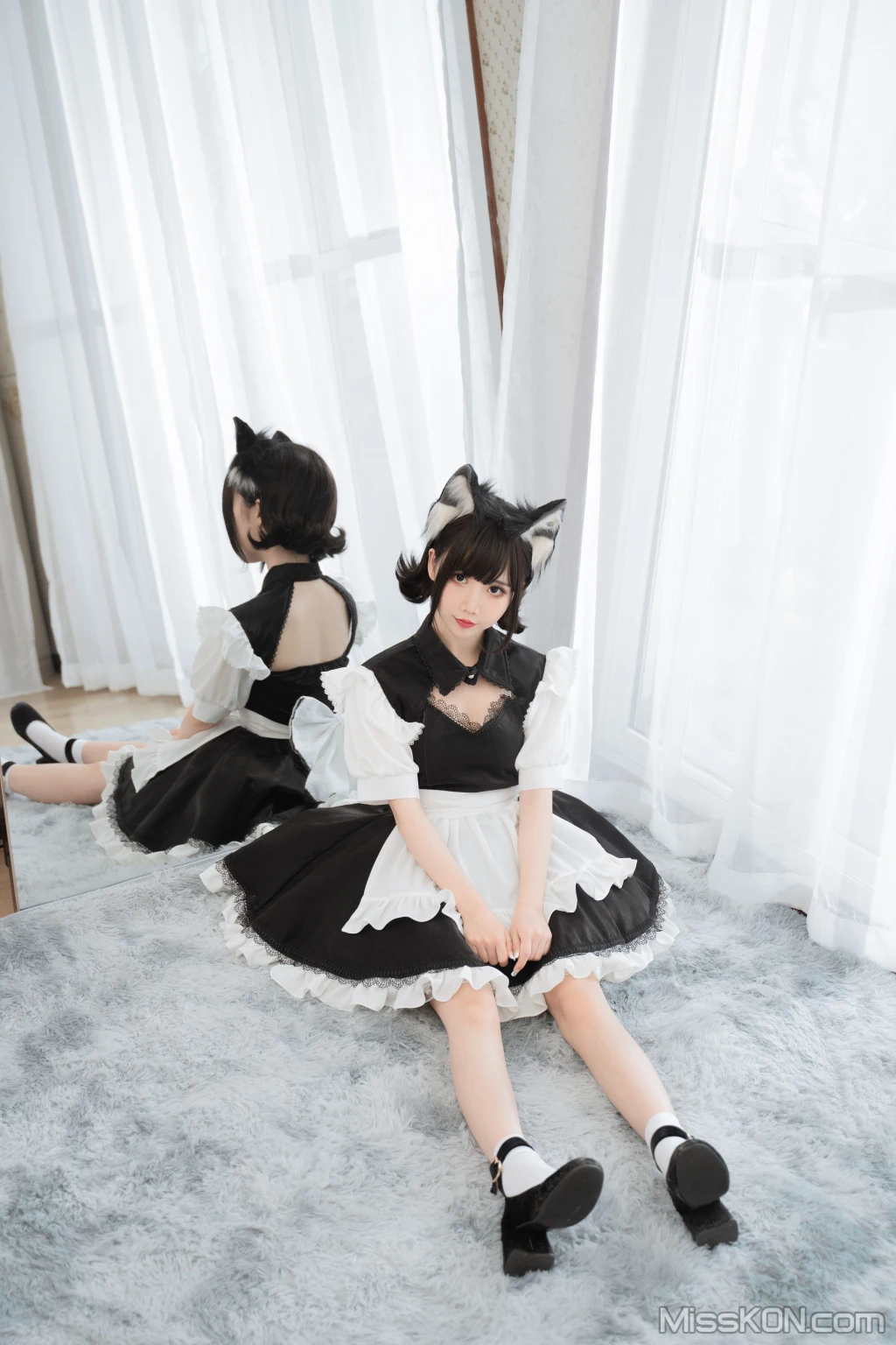 Coser@面饼仙儿 No.114_ 开胸女仆