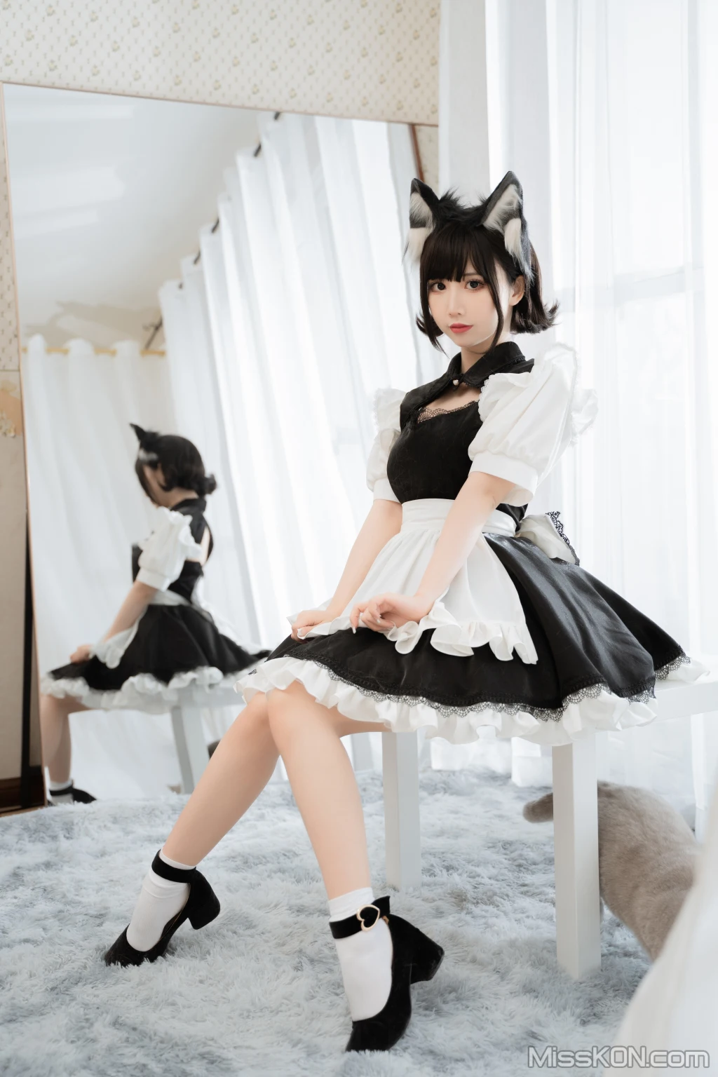 Coser@面饼仙儿 No.114_ 开胸女仆