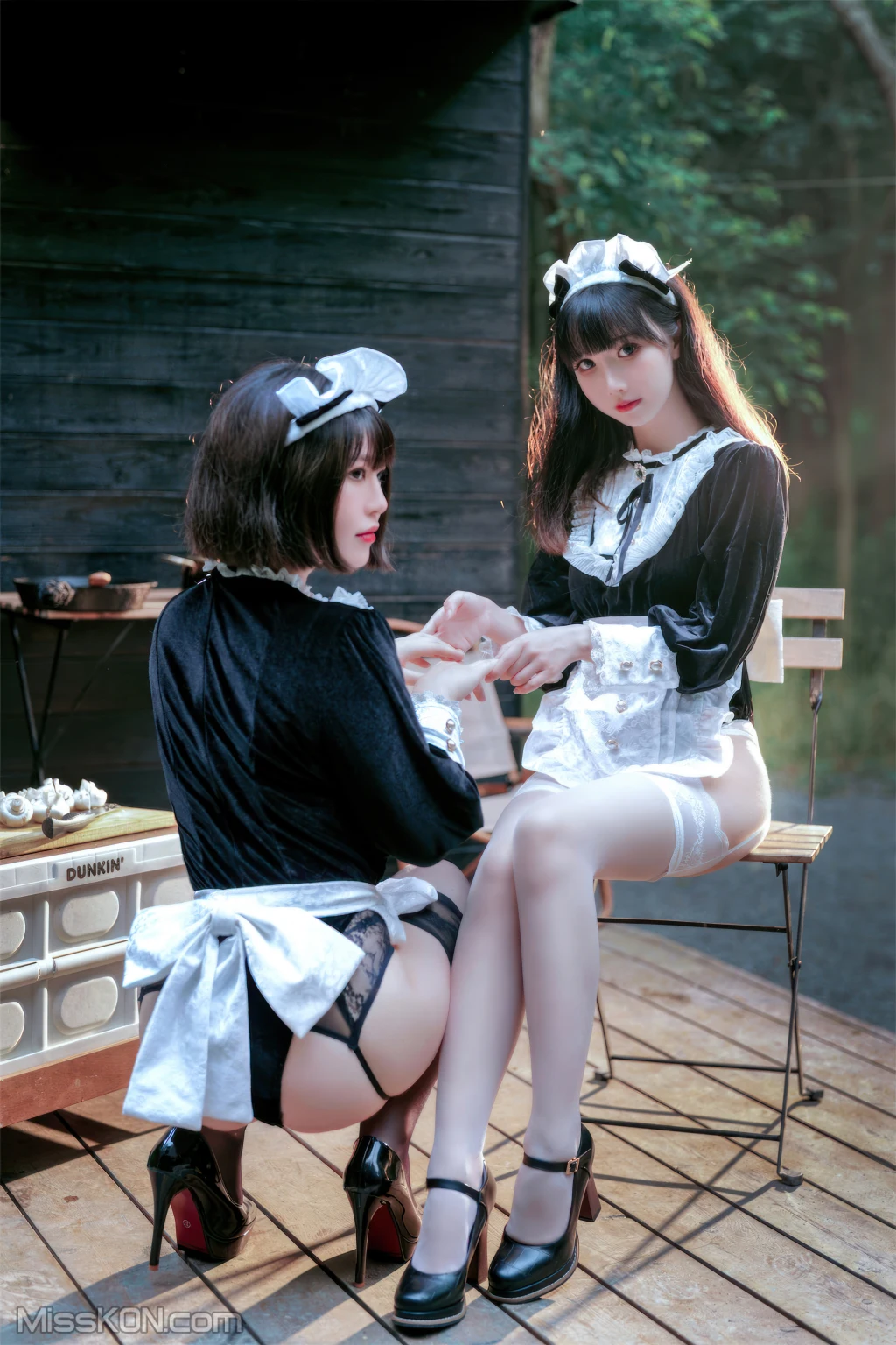 Coser@面饼仙儿 No.136_ &半半子 – Maid姉妹