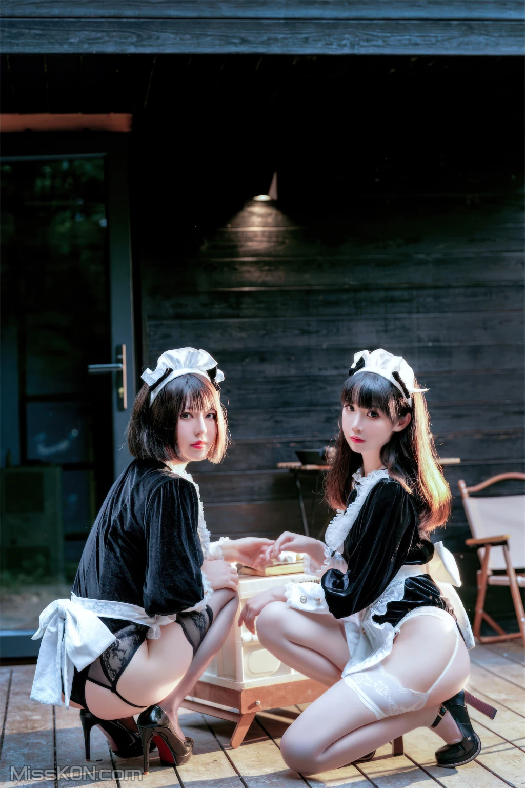 Coser@面饼仙儿 No.136_ &半半子 – Maid姉妹