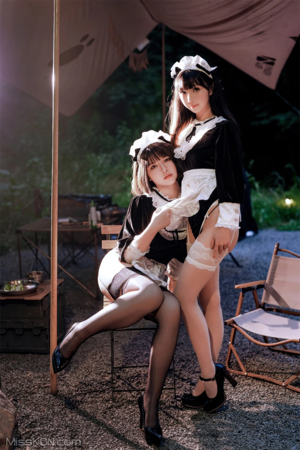 Coser@面饼仙儿 No.136_ &半半子 – Maid姉妹