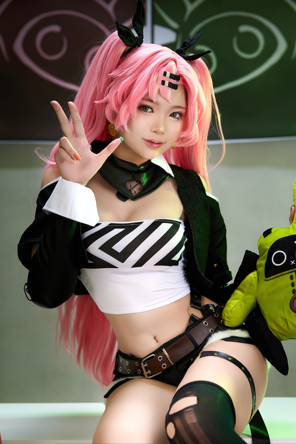 Cosplay ZinieQ Nicole Zenless Zone Zero