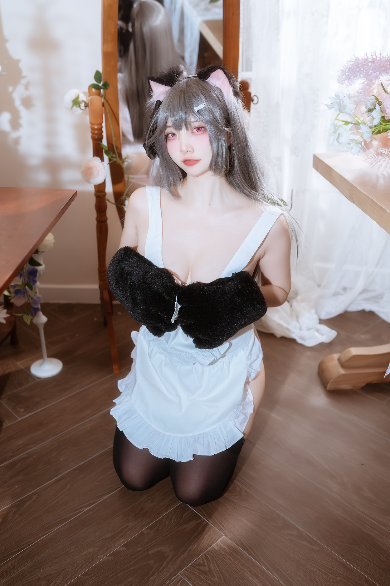 Cosplay 二佐Nisa 碧蓝水星纪念围裙