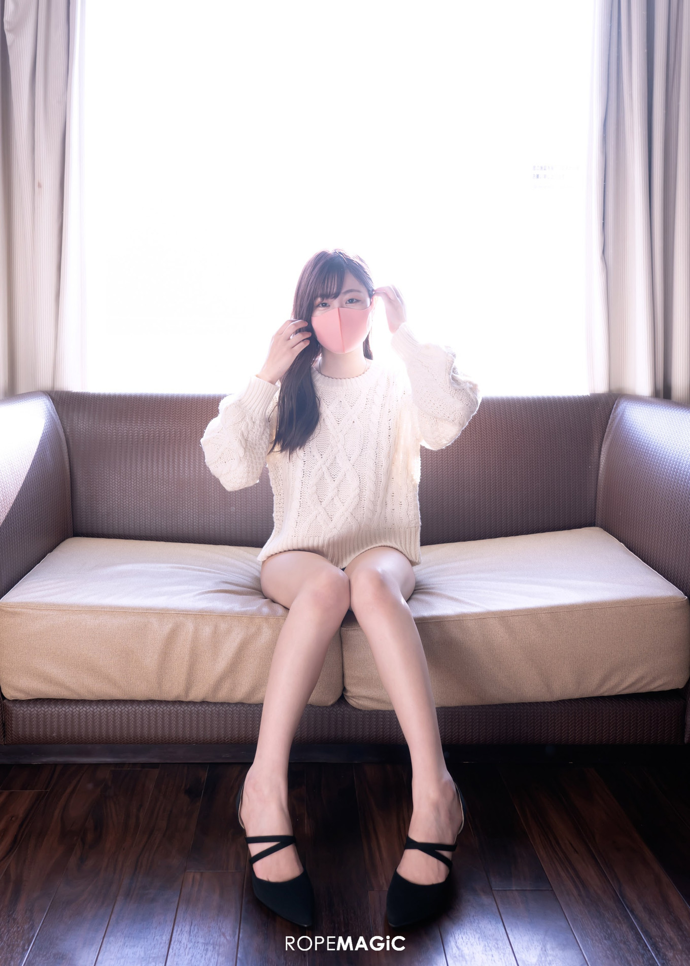 Emma ROPEMAGiC 写真集 ‘Your Eyes Only’ Set.01