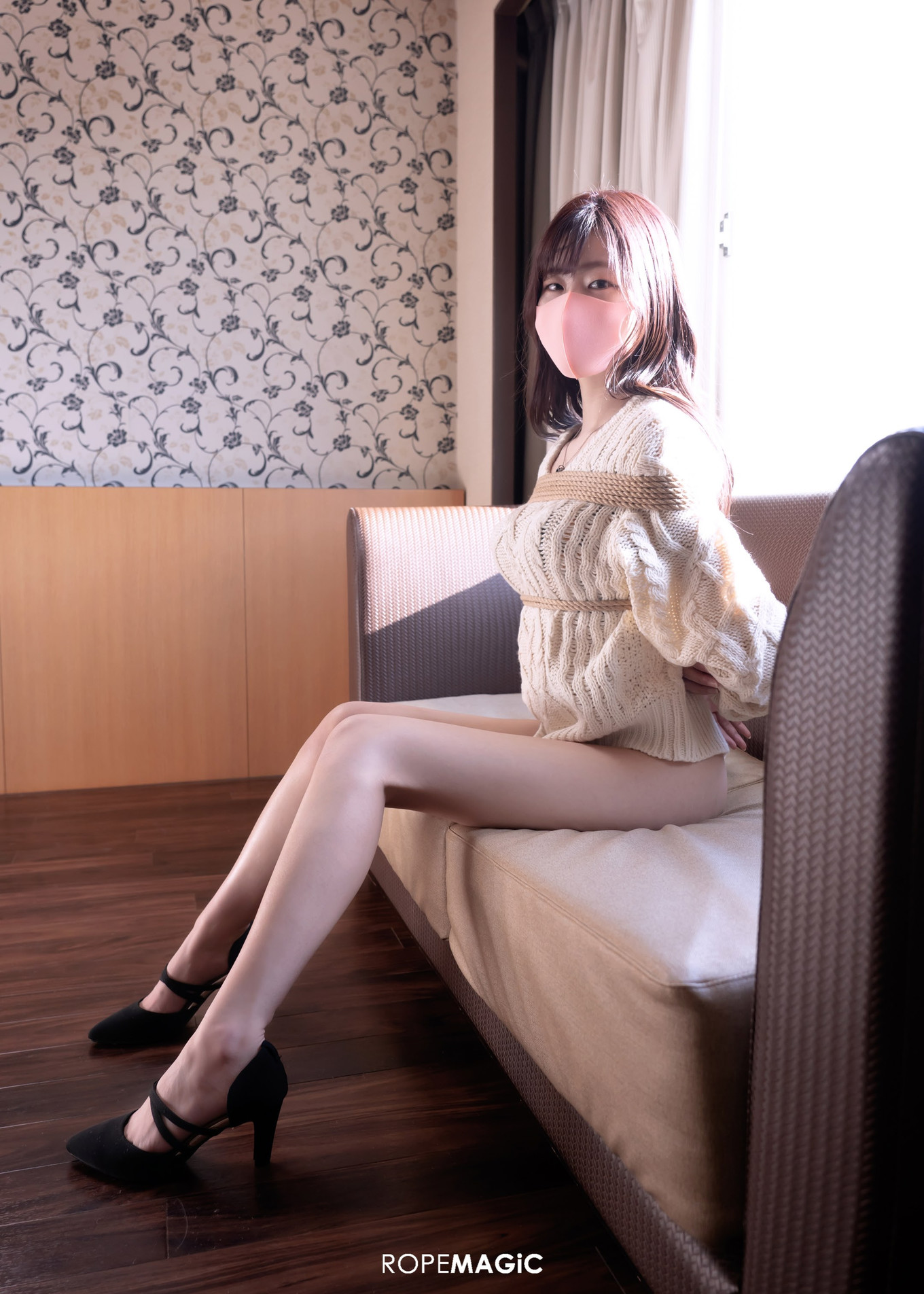 Emma ROPEMAGiC 写真集 ‘Your Eyes Only’ Set.01