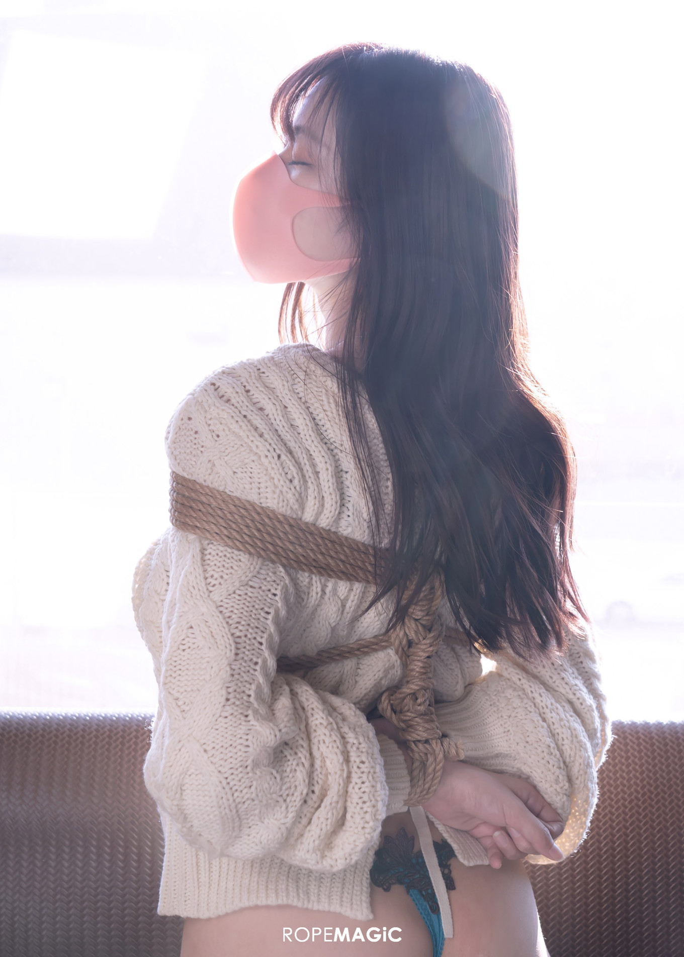 Emma ROPEMAGiC 写真集 ‘Your Eyes Only’ Set.01