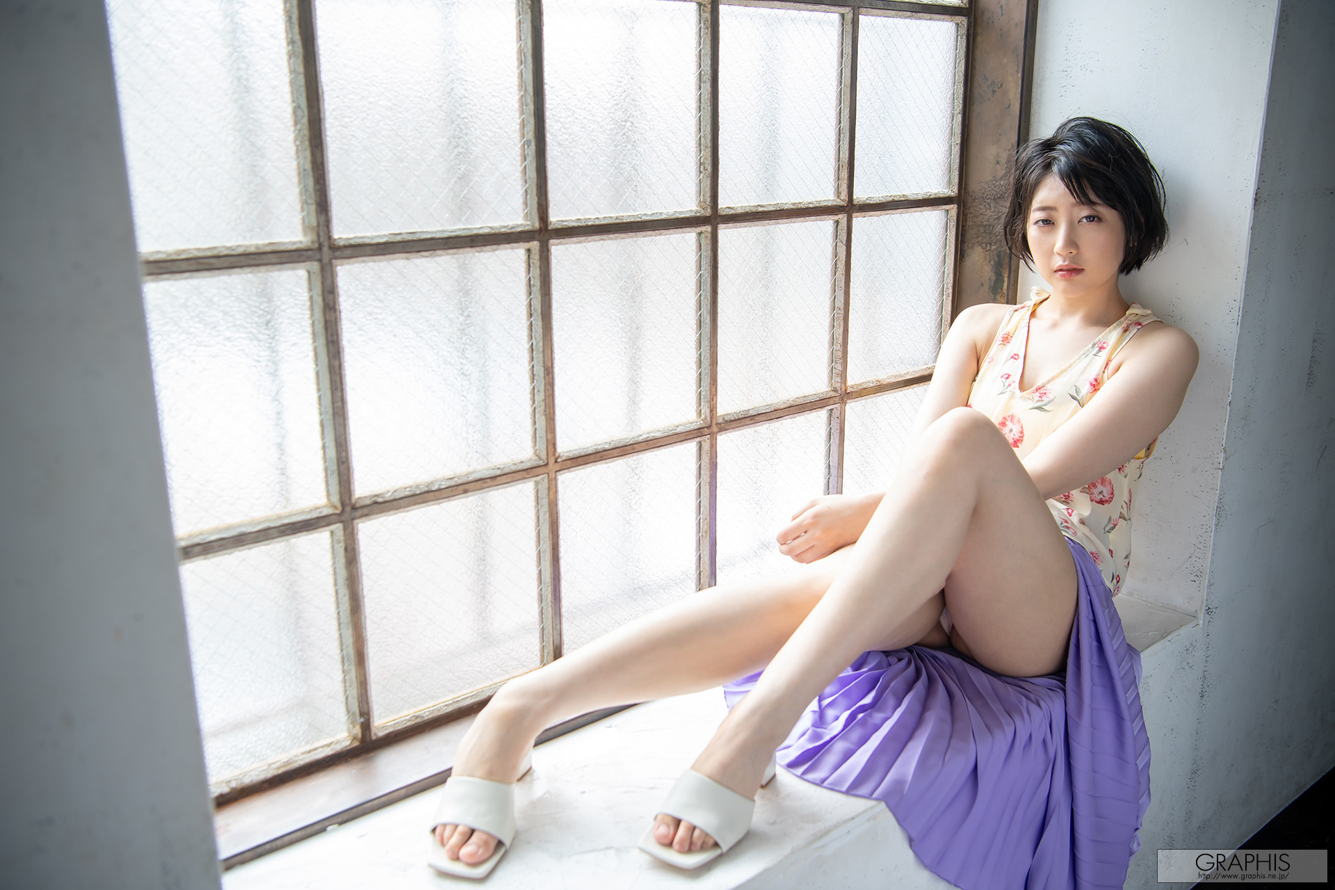 Hibiki Natsume 夏目響, [Graphis] Gals 「Sounds Cute!!」 Vol.01