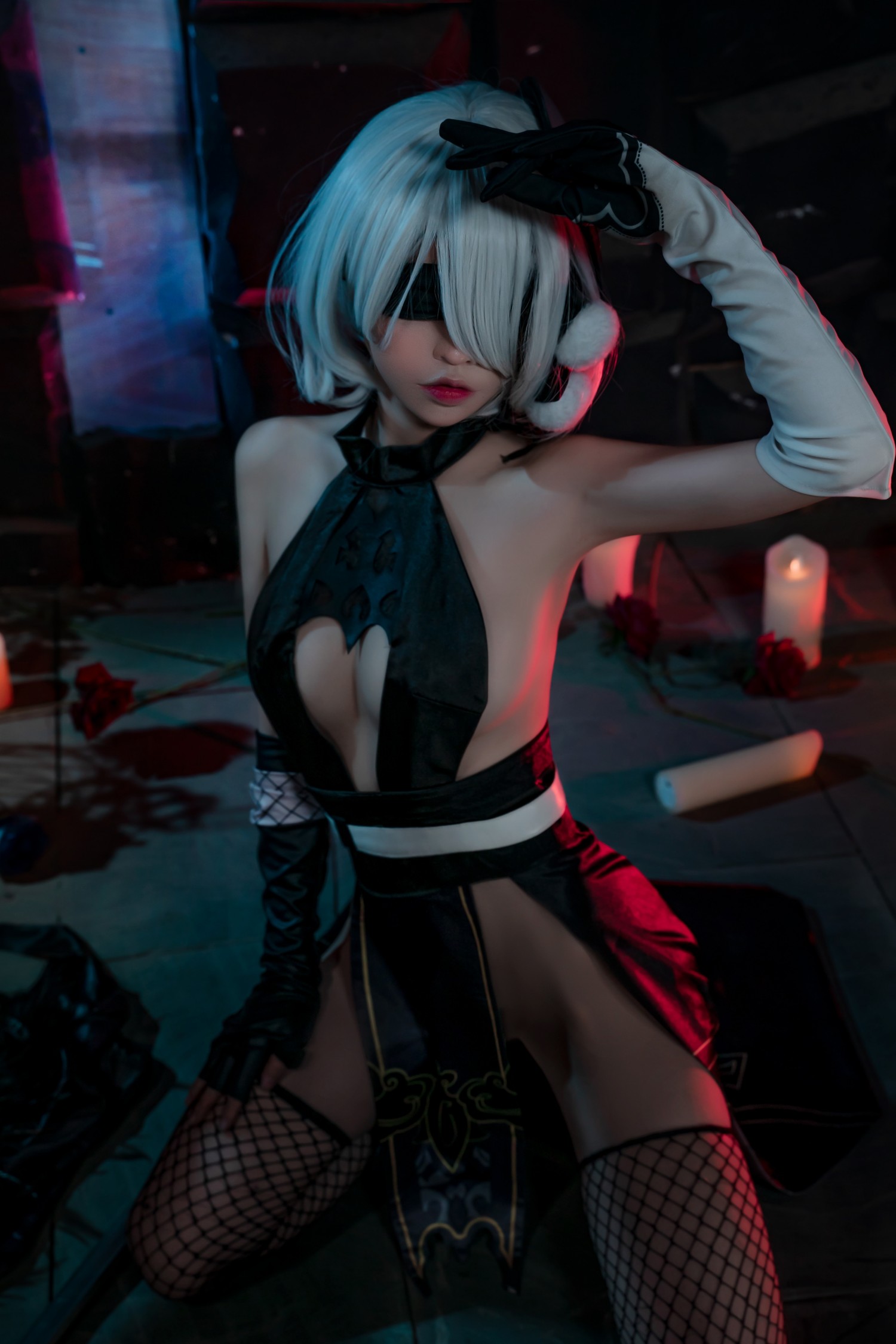 HornyCos - Cute 2B Showing Her Perfect Body (Patreon)