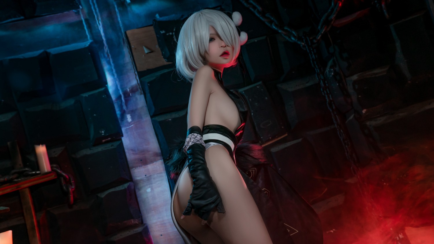 HornyCos - Cute 2B Showing Her Perfect Body (Patreon)